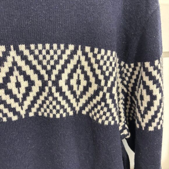 J.Crew Men’s Fair Isle Lambs Wool Crew Neck Sweater - Picture 2 of 5